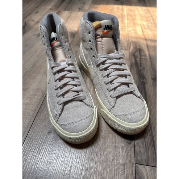 Nike Blazer Mid 77 PRM Sneakers Light Bone/Coconut Milk Womens Size 5.5 Suede Hi - Picture 2 of 10